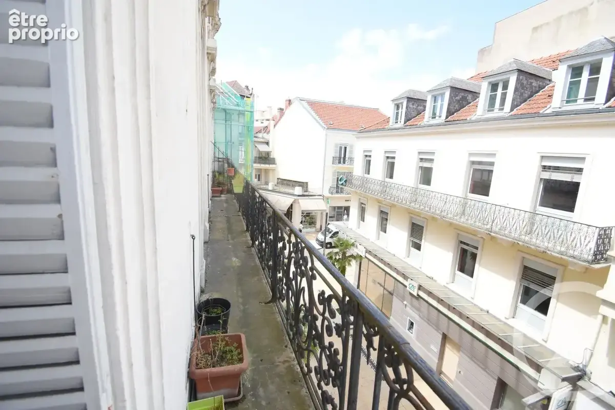 Appartement 113 m² à Vichy  - photo 10