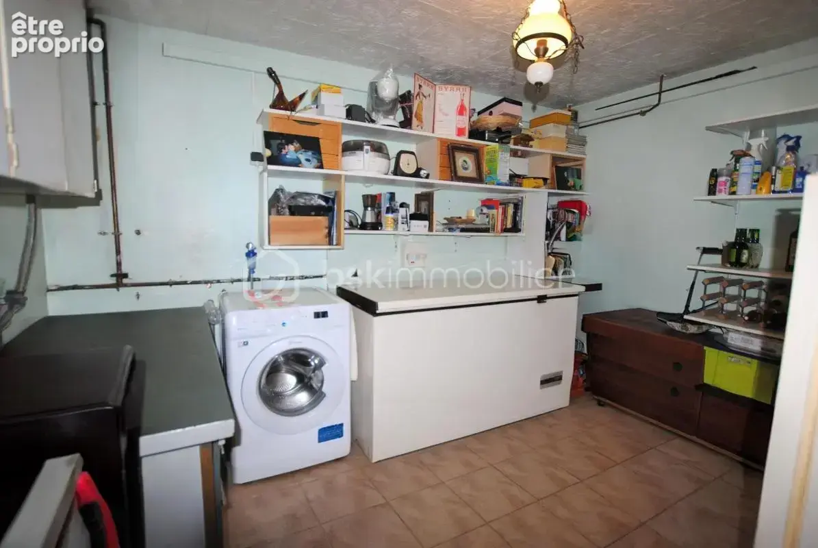 Plein cœur village, maison familiale av balcon et garage + appart. ind. F2 - photo 20
