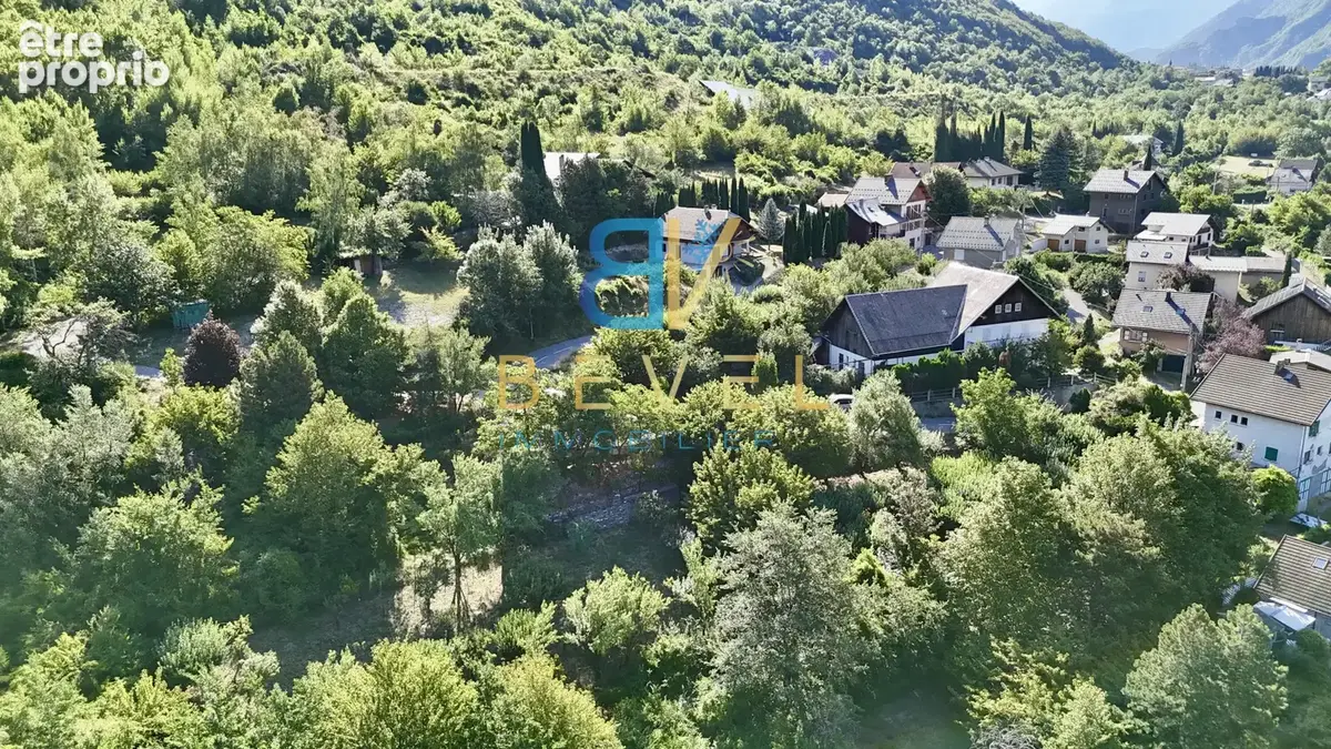 À vendre   exclusivité  (73) saint-julien-mont-denis   terrain de 1 446 m2 dont 760 m2 constructibles - photo 10