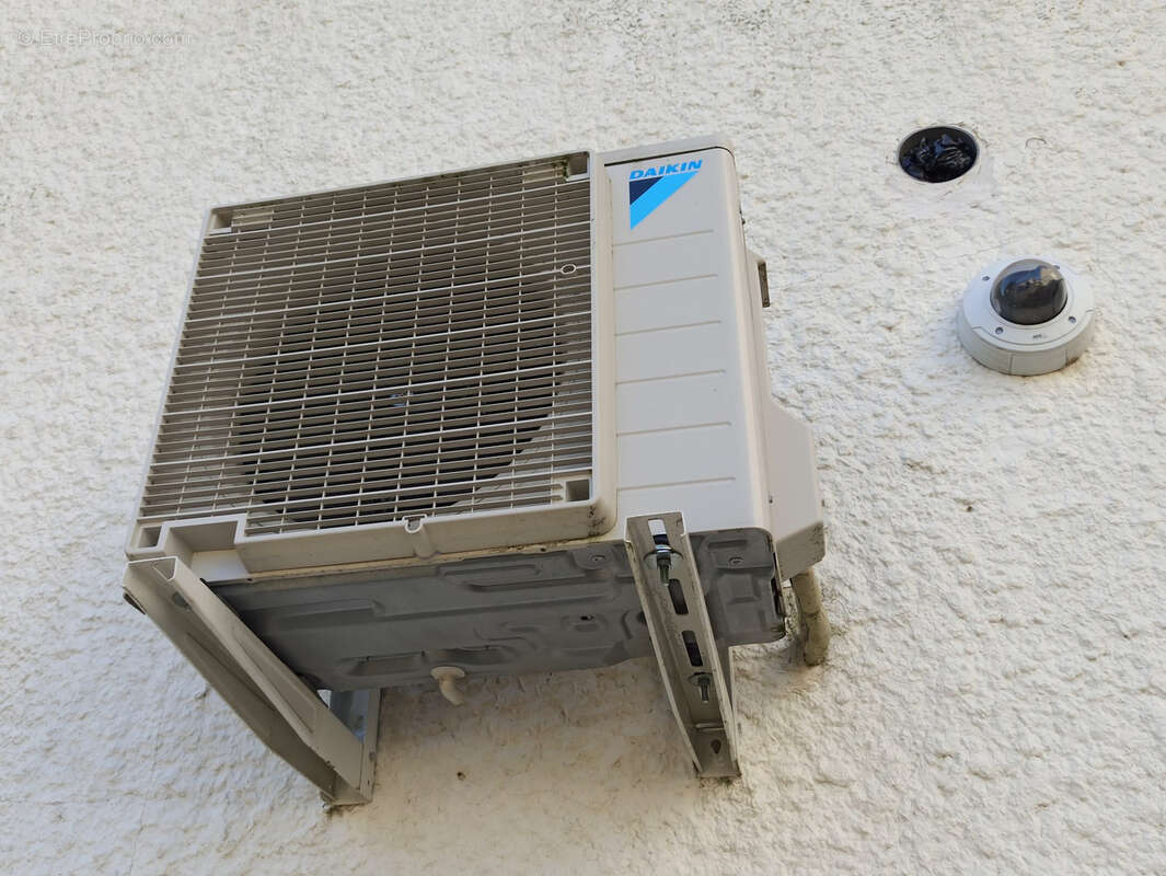 Commerce à SAINT-JUNIEN