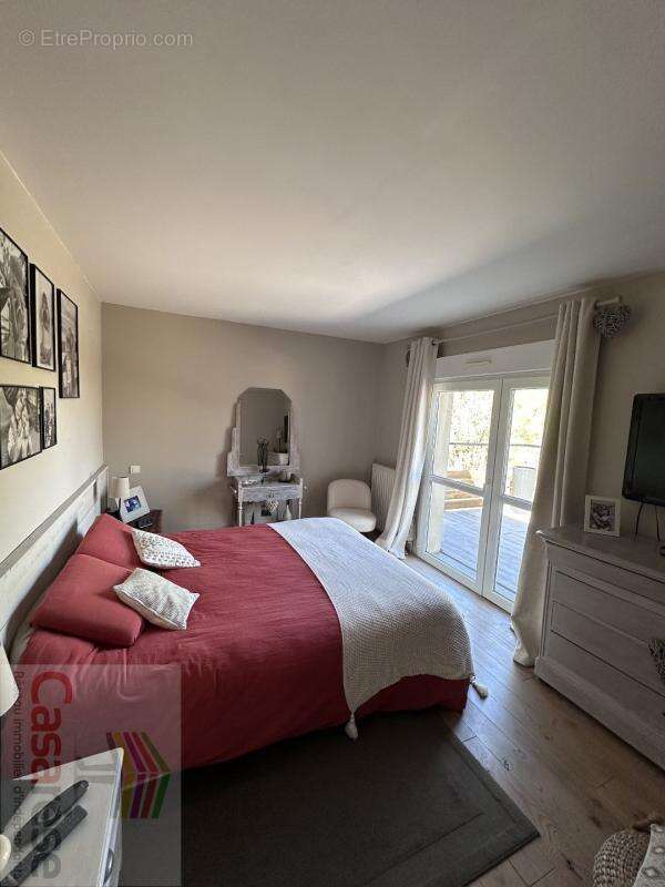 Maison à VALROUFIE