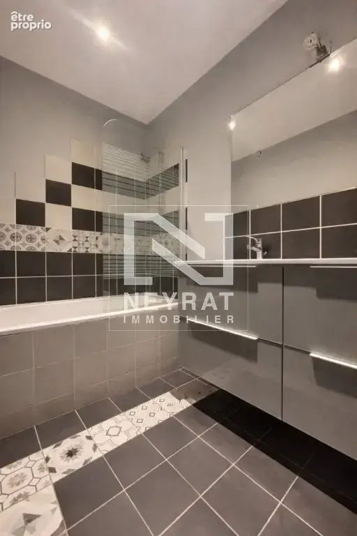 Appartement centre ville montceau les mines - photo 3