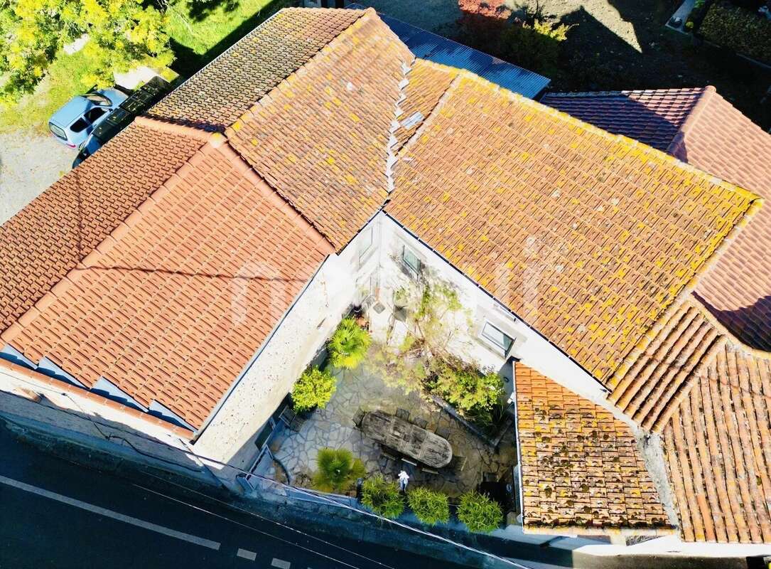 Maison à BEAUREGARD-VENDON