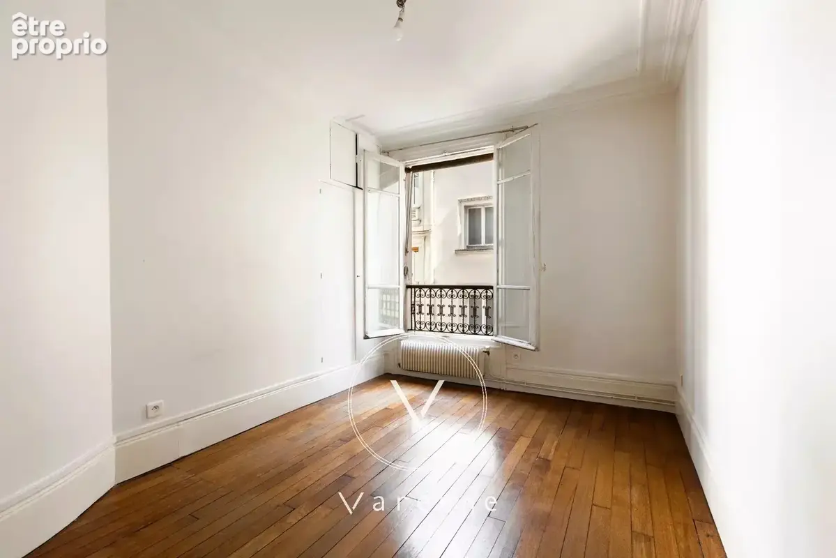 Paris 7 - Appartement a rénover - 75007 - Verneuil -  3eme étage - ascenseur - 1 chambre - photo 9