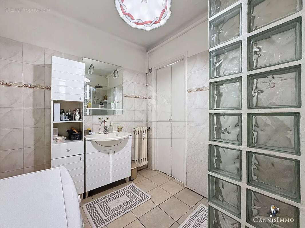 Appartement à LE CANNET