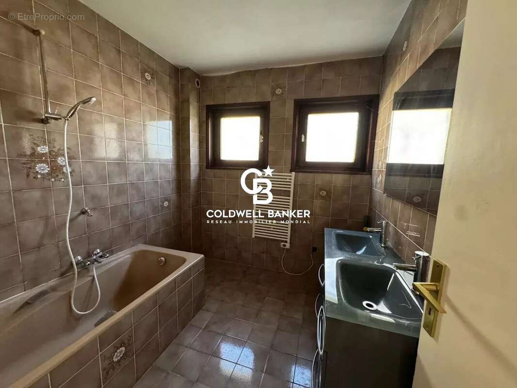Appartement à ANNEMASSE