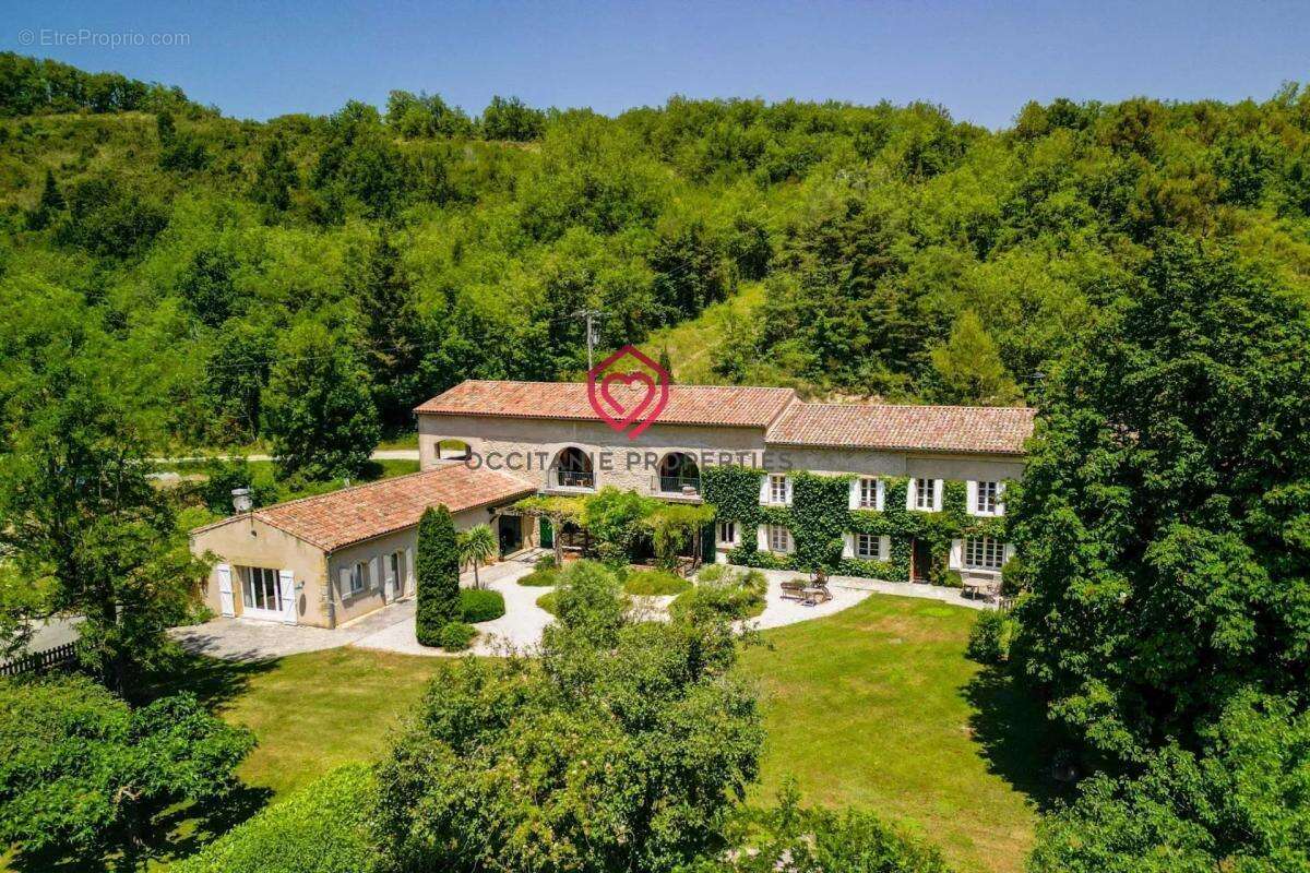 Maison à BELVEZE-DU-RAZES