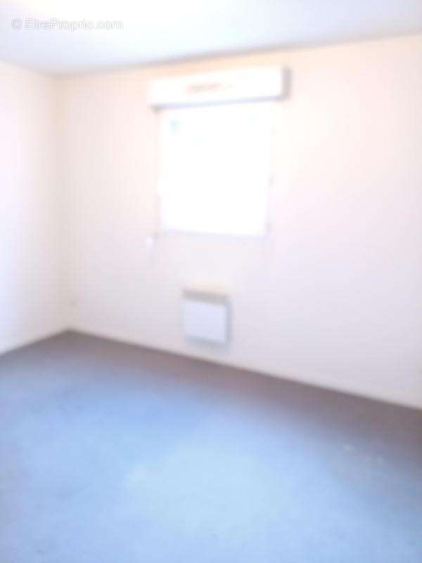 Appartement F2 à Évreux avec parking intérieur et extérieur - photo 2