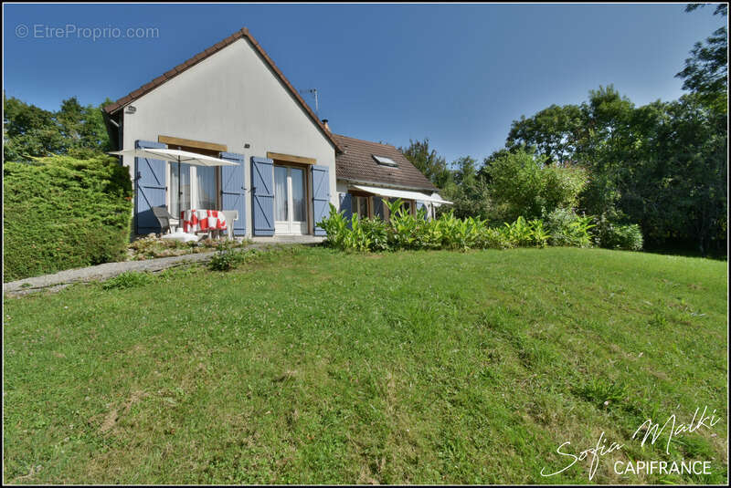 Maison à CHASSIGNOLLES