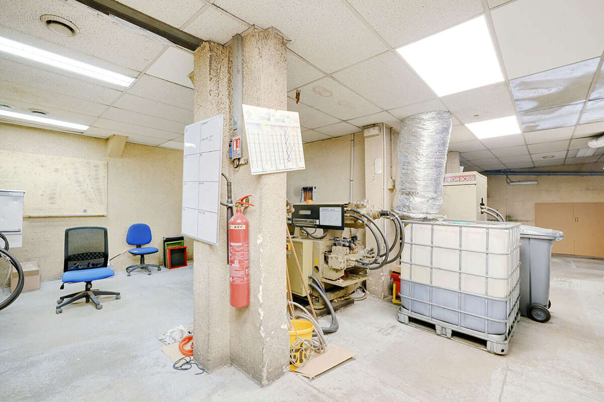 Commerce à PARIS-10E