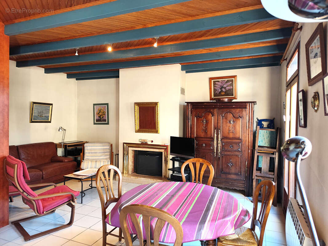 Maison à COMBRIT