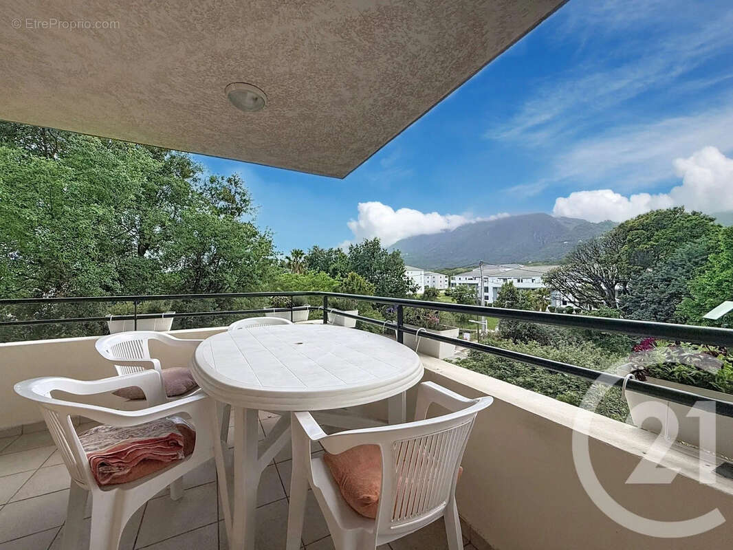 Appartement à SAN-NICOLAO