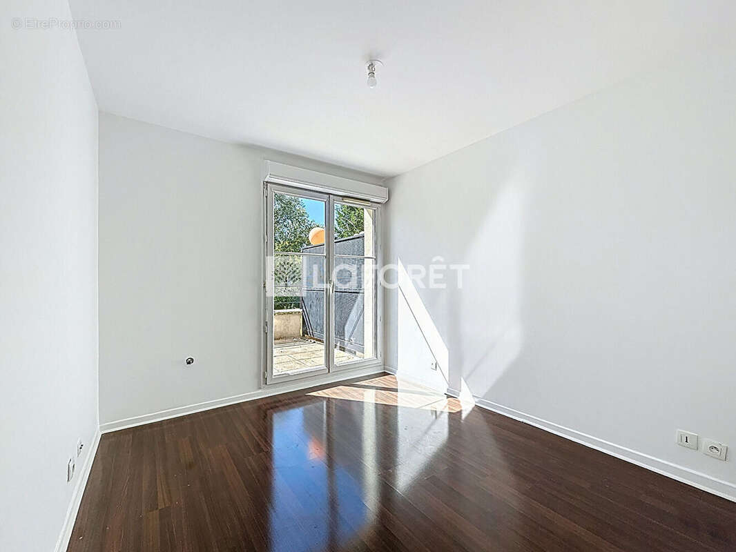 Appartement à MOISSY-CRAMAYEL