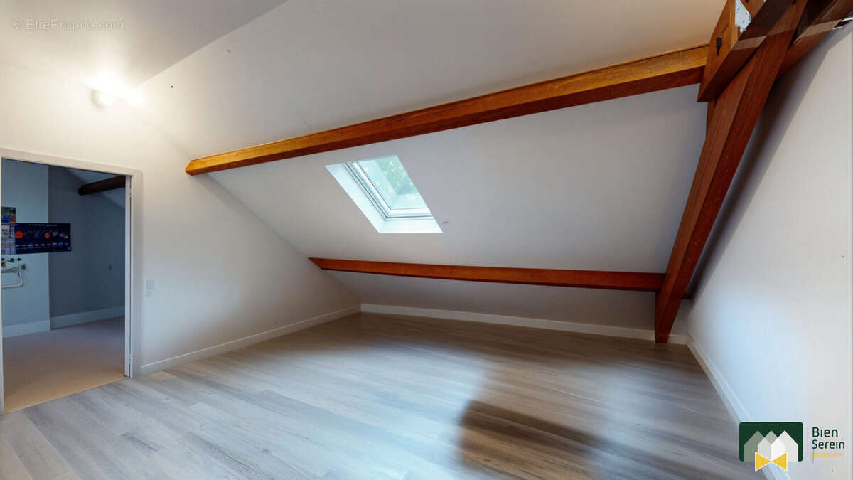 Pièce palière - Maison à LUISANT