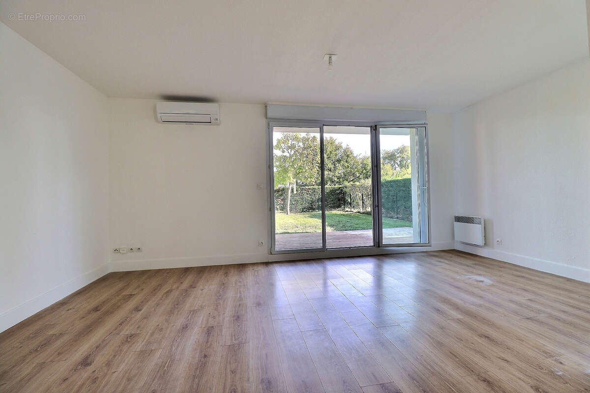 Maison à SAINT-LOUIS-DE-MONTFERRAND