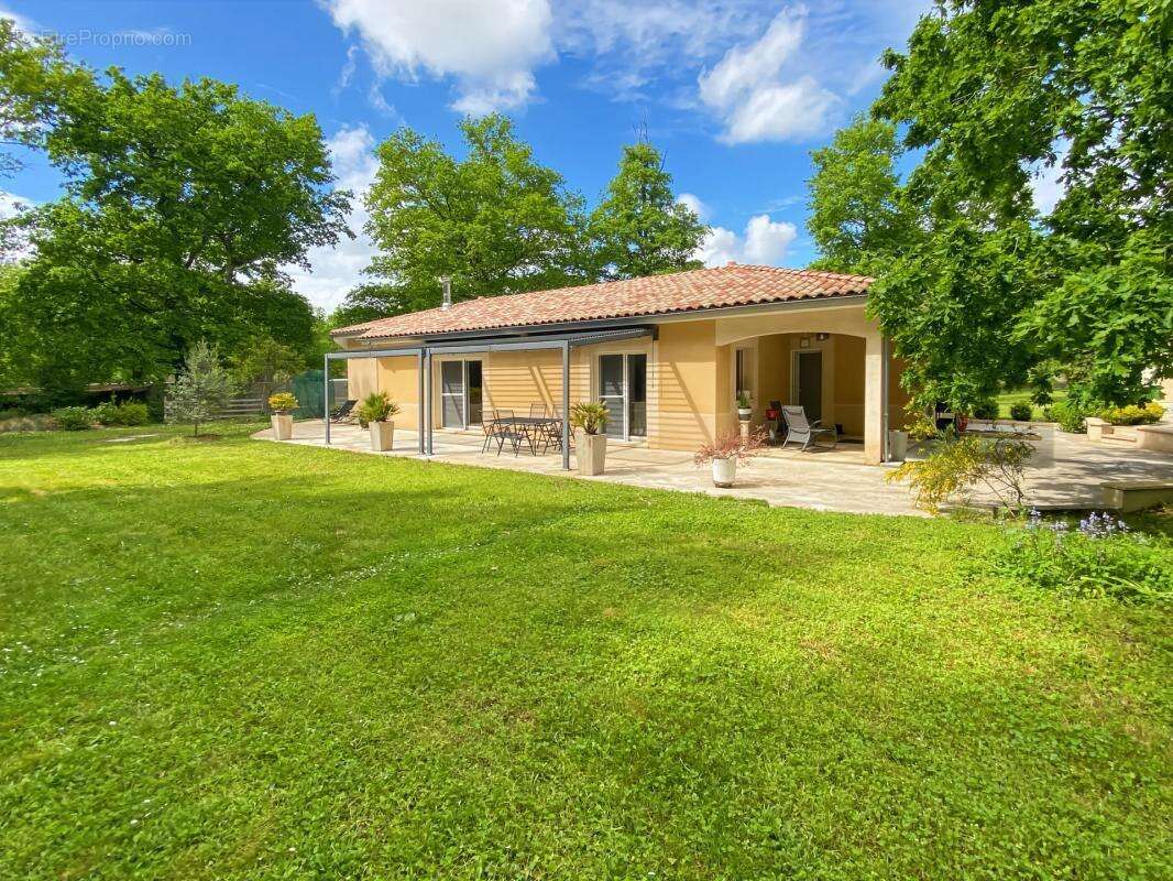 Maison à SAINT-DENIS-DE-PILE
