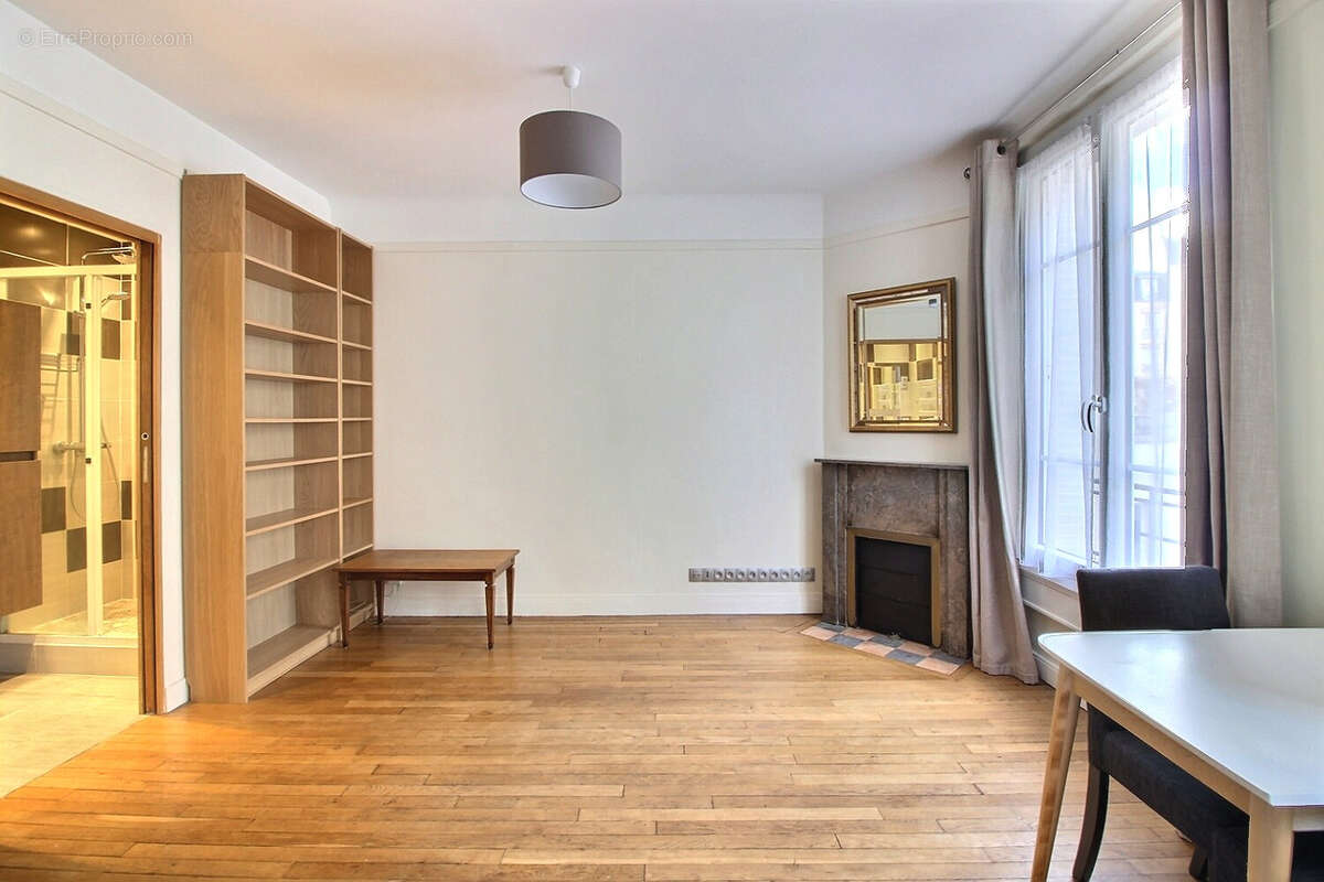 Appartement à BOIS-COLOMBES