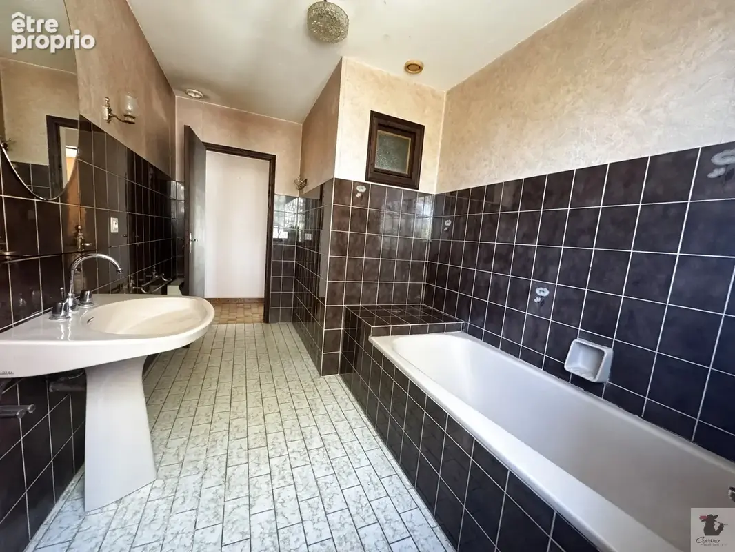 Plain pied à RENOVER, 96 m2 hab, terrain 1027 m2 - photo 6