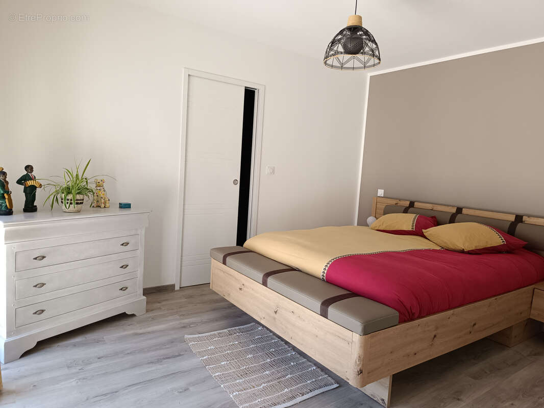 Maison à SAINT-SULPICE-DE-ROYAN