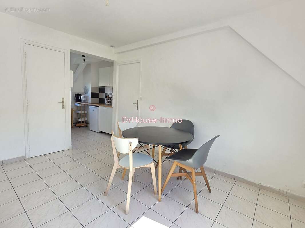 Appartement à HELLEMMES-LILLE
