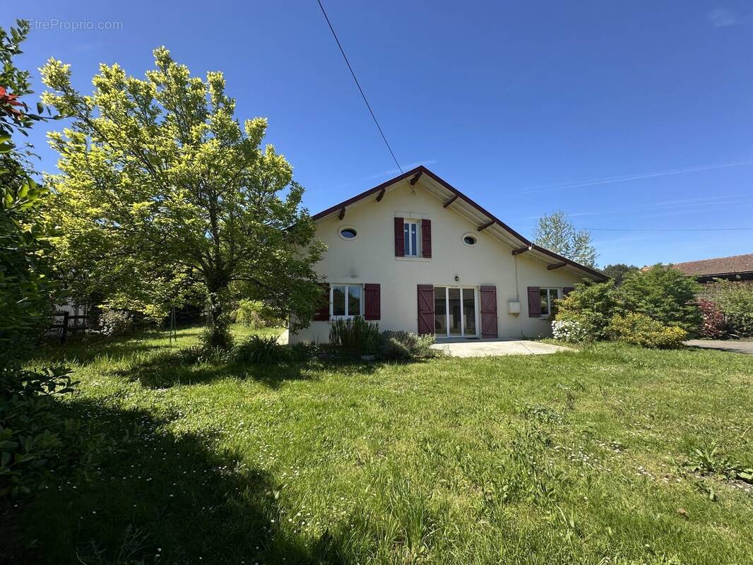 Maison à MEILHAN