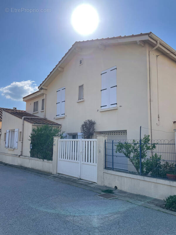 Maison à LUC-SUR-ORBIEU