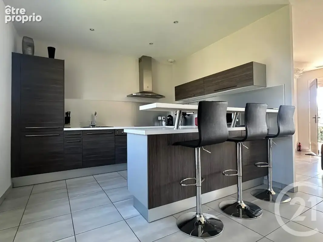 Maison 150 m² à Pourrieres  - photo 6