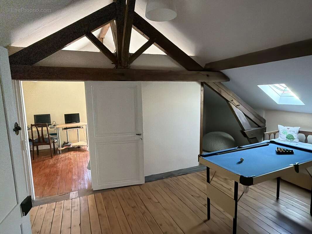 Maison spacieuse de 4 à 5 chambres, cuisine équipée, grands jardins - photo 14