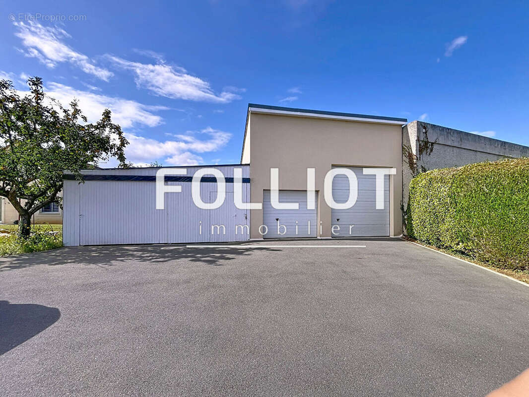 Maison à FRENOUVILLE