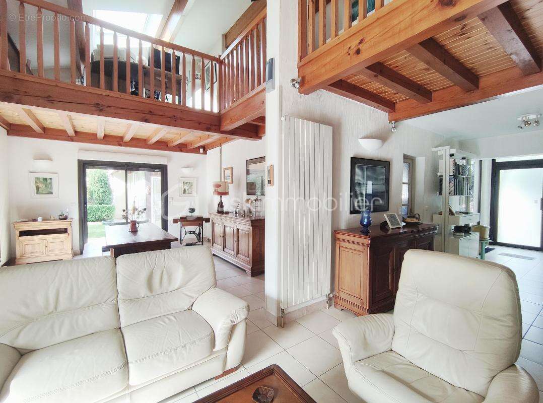 Maison à GUJAN-MESTRAS