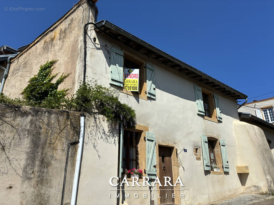 Appartement à ROZERIEULLES