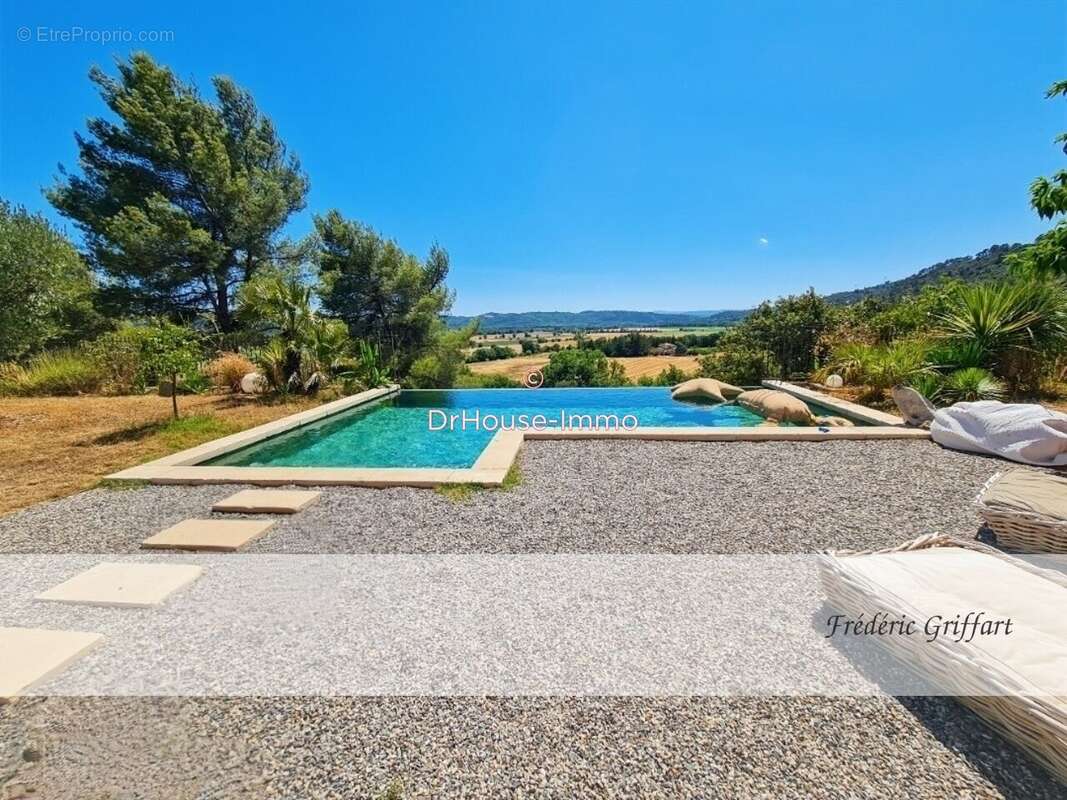 Maison à GREOUX-LES-BAINS