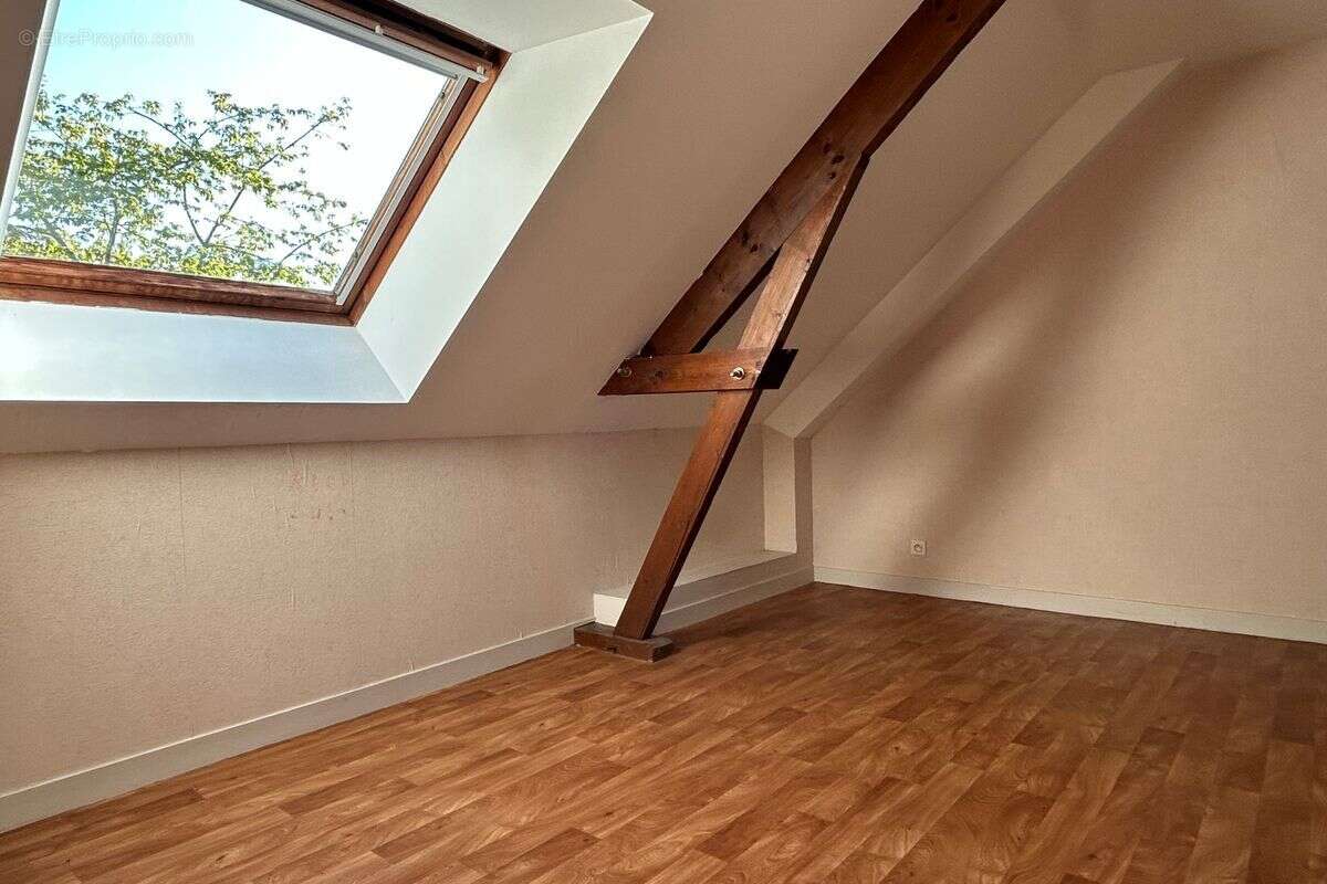 Maison à BLENEAU