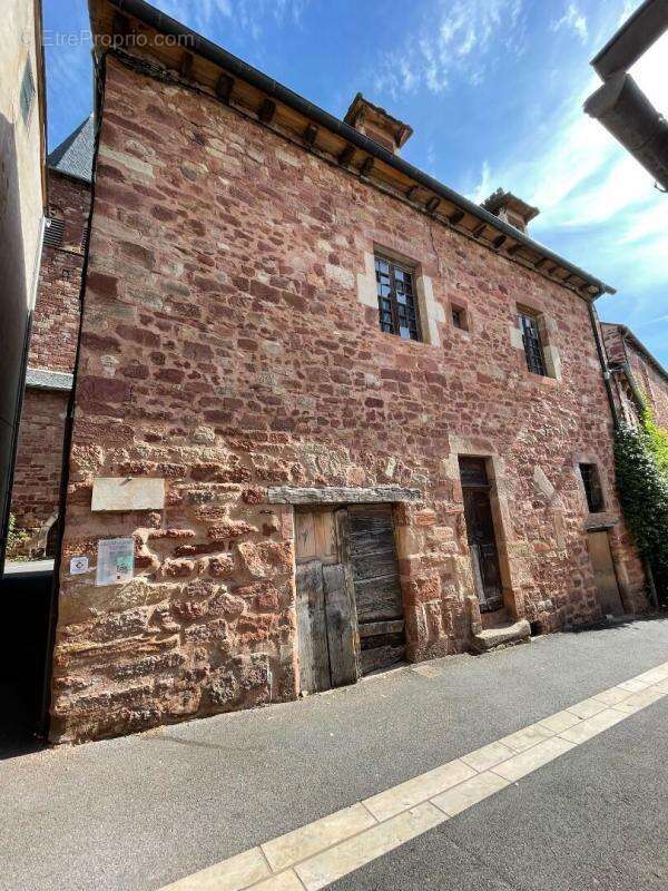 Maison à CLAIRVAUX-D'AVEYRON