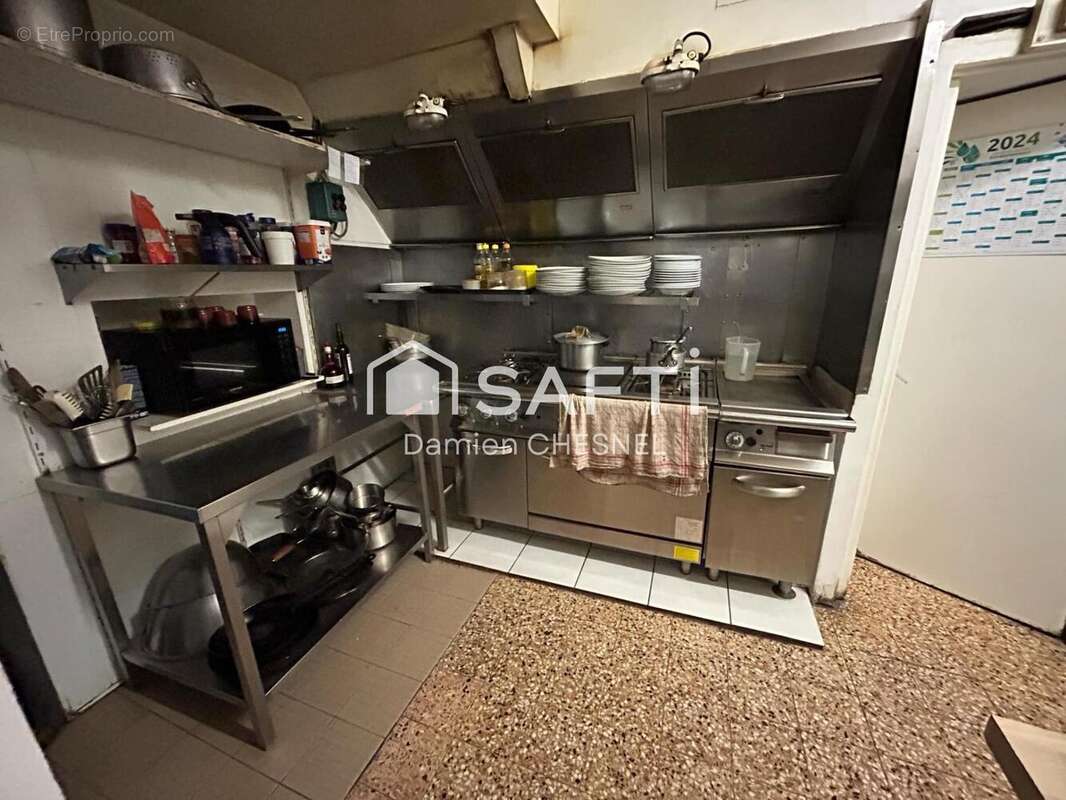 Photo 4 - Commerce à SAINT-AMAND-MONTROND