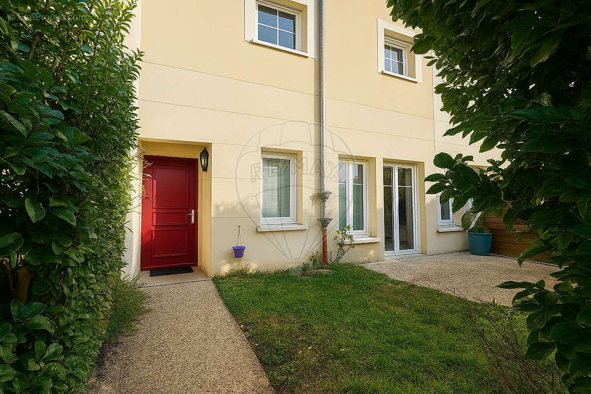 Maison à SAINT-WITZ