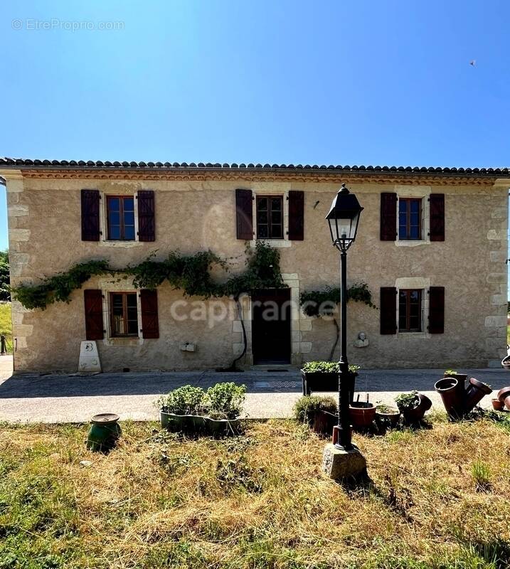 Photo Maison à Auch au prix de 399 000€