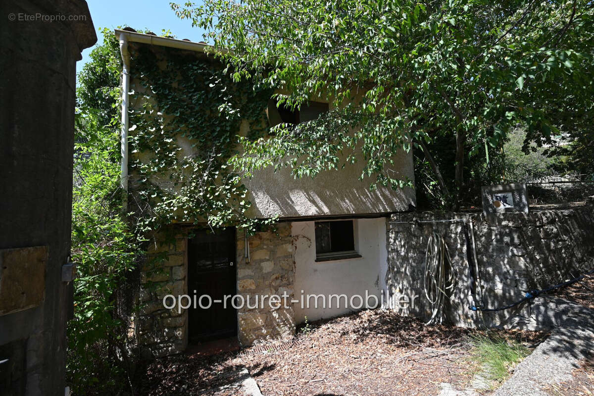 Maison à Le Rouret  - photo 3