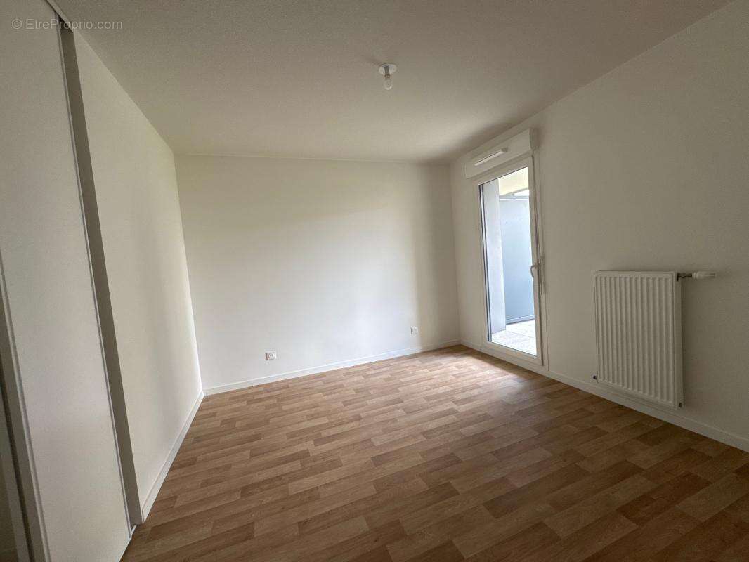 Appartement T4 avec grand balcon – Pont-de-Chéruy (38230) - photo 6