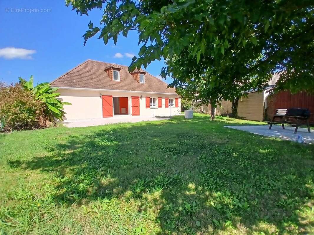 Maison 159 m² à Lescar - photo 17