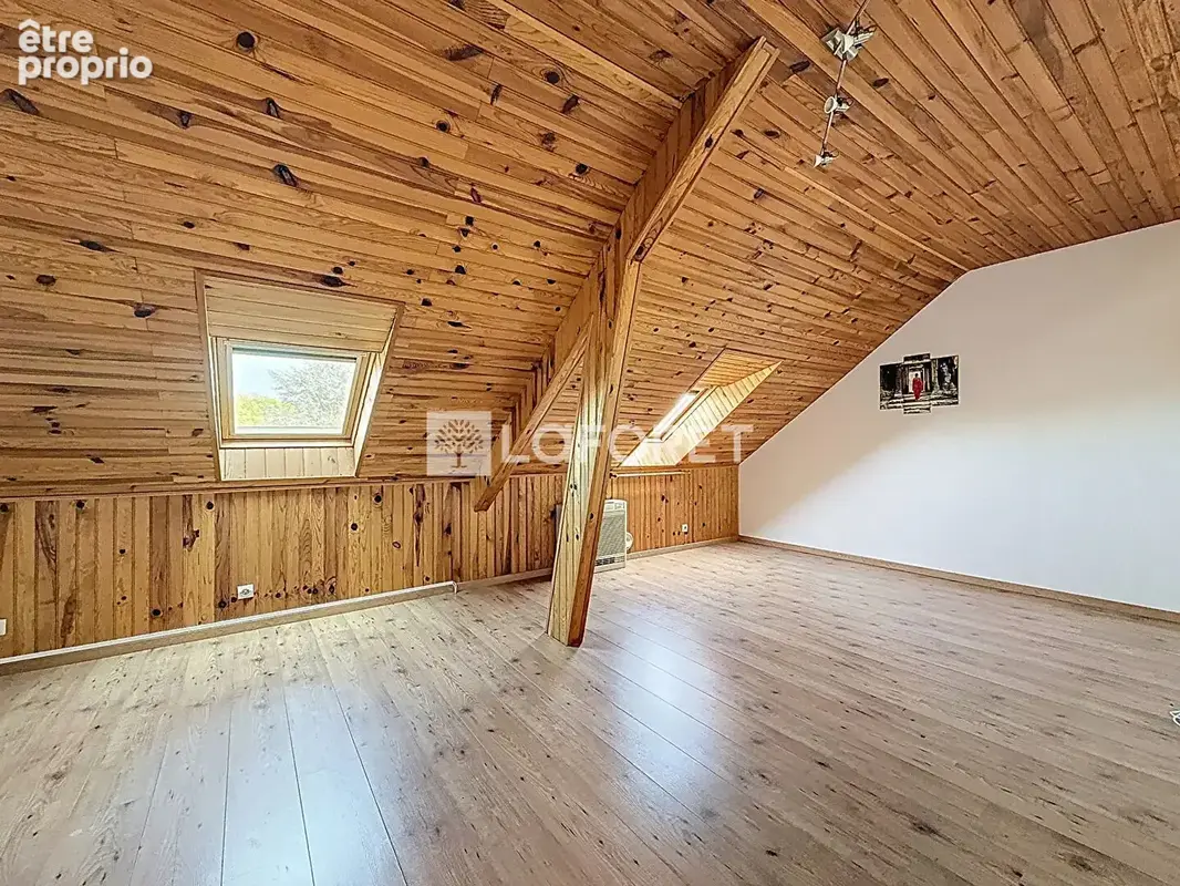 Maison Gennes Val De Loire 9 pièce(s) 185 m2 - photo 9
