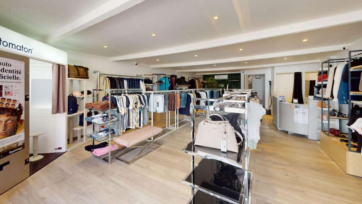 Commerce à FRONTIGNAN