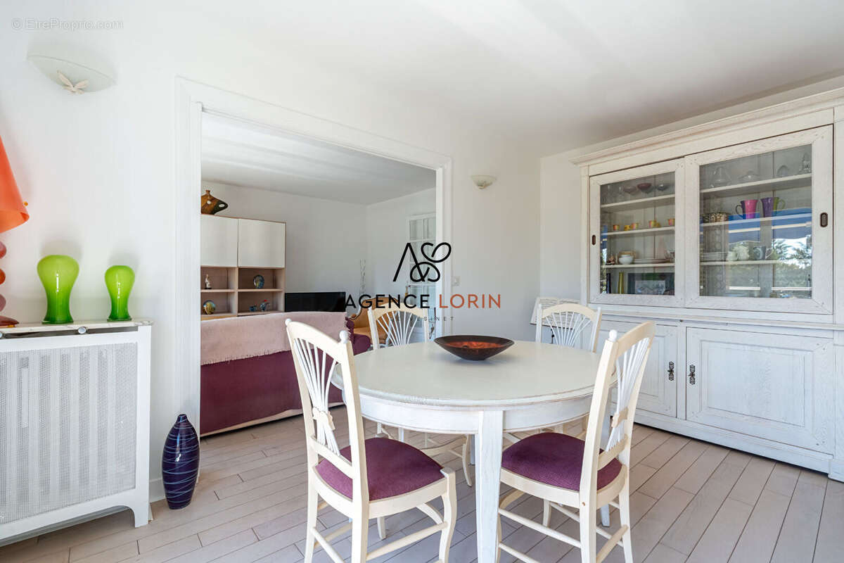 Appartement à LE VESINET