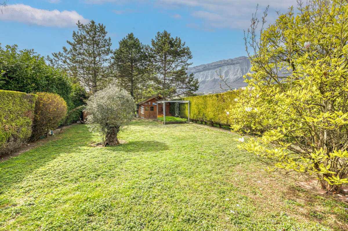 Maison à SAINT-ISMIER