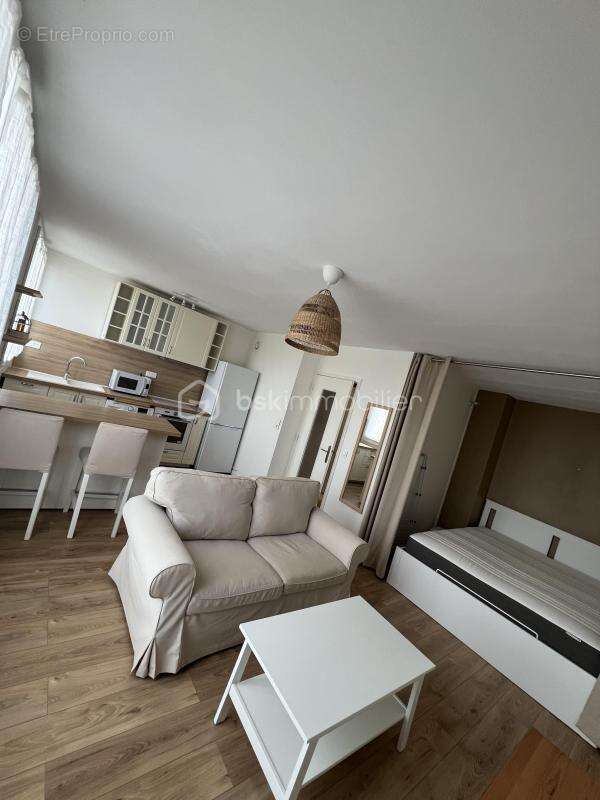 Appartement de 30 m² avec une place de Parking Résidence des Chênes - photo 2