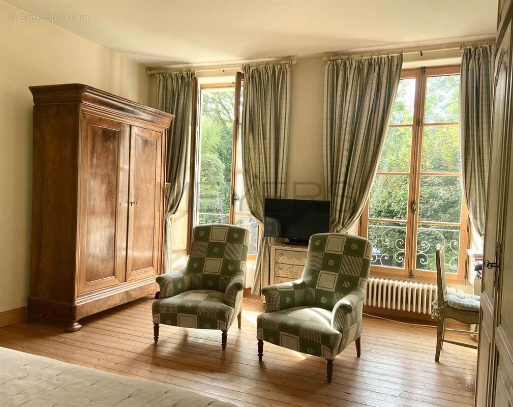 Maison à MONTFORT-L'AMAURY