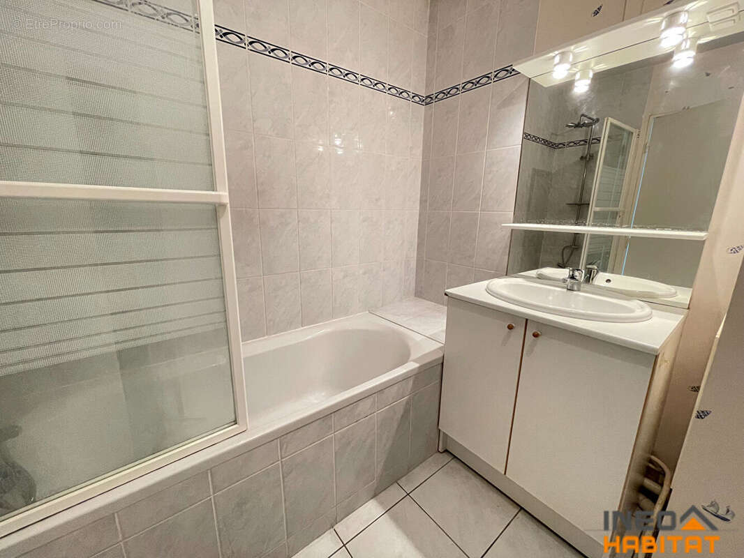 Appartement à LA CHAPELLE-DES-FOUGERETZ