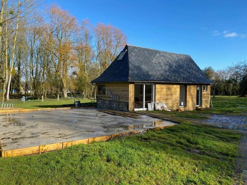Maison à SAINT-ETIENNE-L&#039;ALLIER