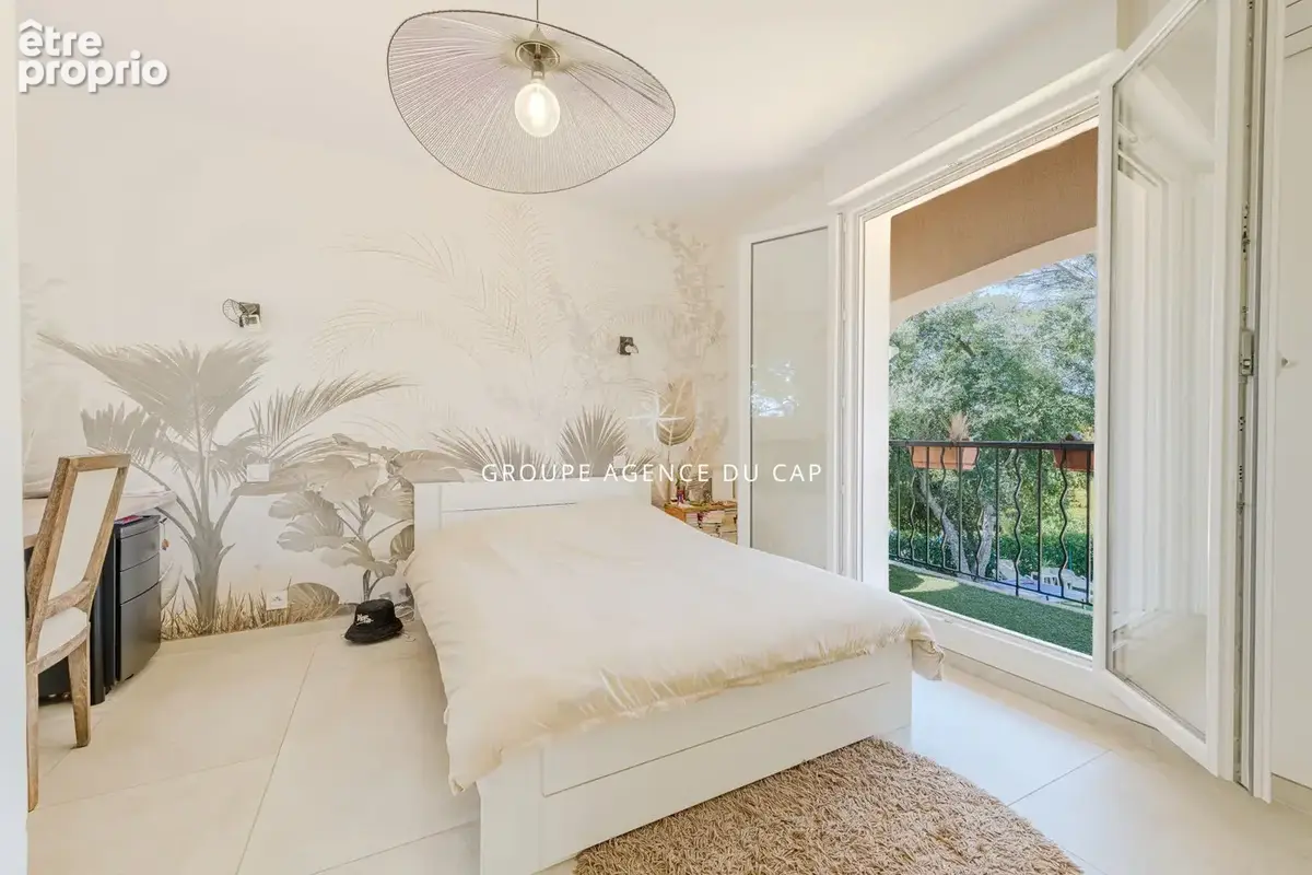 Villa saint raphael 5/6 pieces de 120m² avec piscine face golf - photo 9