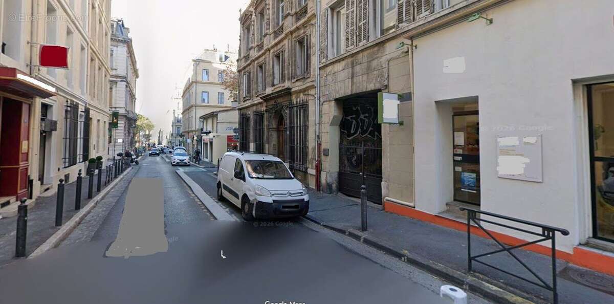 Commerce à MARSEILLE-6E